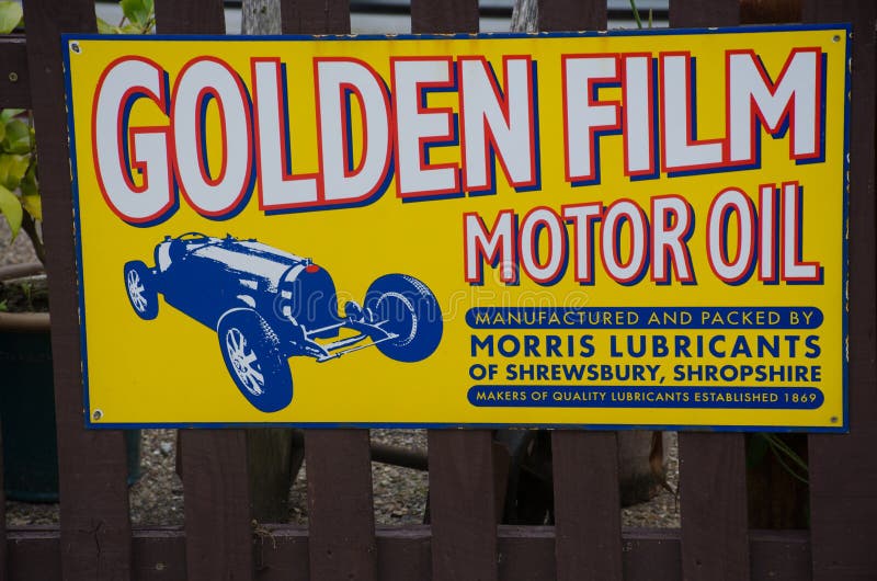 Weinlese Goldenfilm-Motorenölanzeige