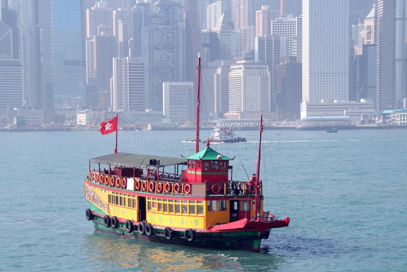 Victoria-Hafen in Hong Kong Redaktionelles Foto - Bild von gebäude