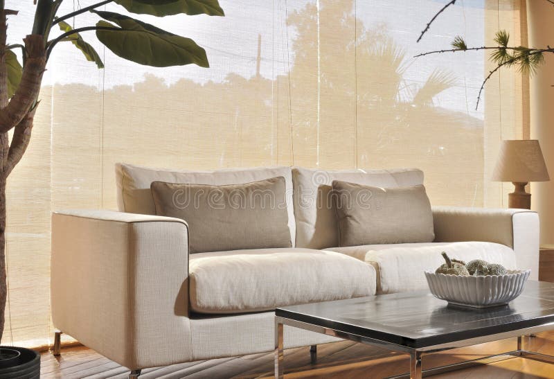 Grauer Quadratischer Fliese-Fußboden Stockbild - Bild von rauh, flach