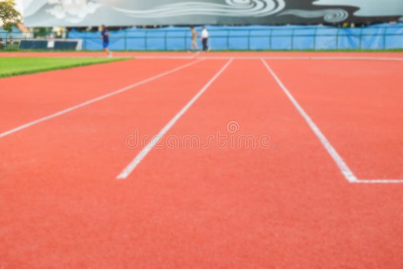 Weiße Linie auf Sportboden im Stadion stockfoto Weiße Linie auf Sportboden im Stadion stockfoto