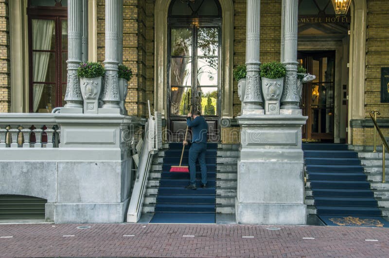 Wejście Przy Amstel hotelem Przy Amsterdam holandie 2018 obrazy stock Wejście Przy Amstel hotelem Przy Amsterdam holandie 2018 obrazy stock