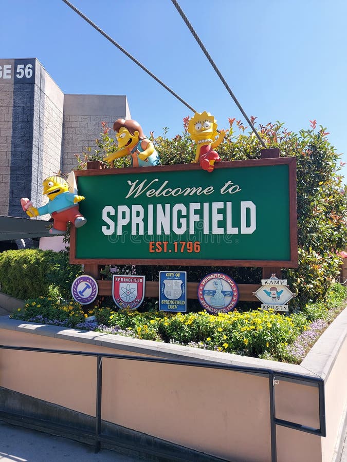 Car Main Entrance and Welcome Sign for Universal Orlando Resort Parking  Garage Editorial Photography - Image of business, architecture: 203589987