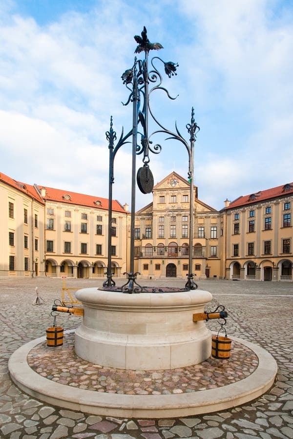 Well on the Palace Square