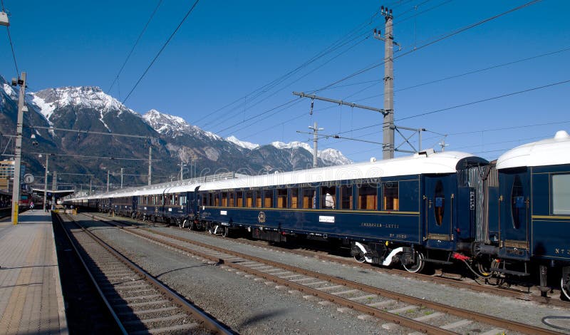 Wenecja ekspresowy w centrali staci Innsbruck