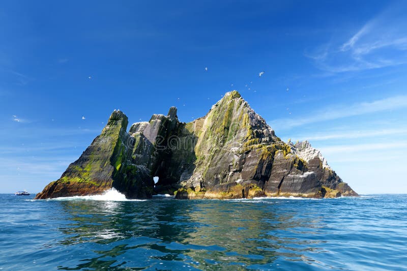 Wenig Skellig-Insel, Haus zu vielen verschiedenen Seevögeln und die zweitgrösste Basstölpelkolonie in der Welt, Grafschaft Kerry, stockfoto Wenig Skellig-Insel, Haus zu vielen verschiedenen Seevögeln und die zweitgrösste Basstölpelkolonie in der Welt, Grafschaft Kerry, stockfoto