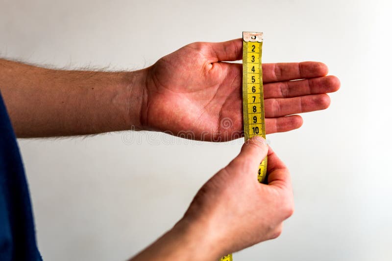 measure time until sunset fingers measure time until sunset fingers