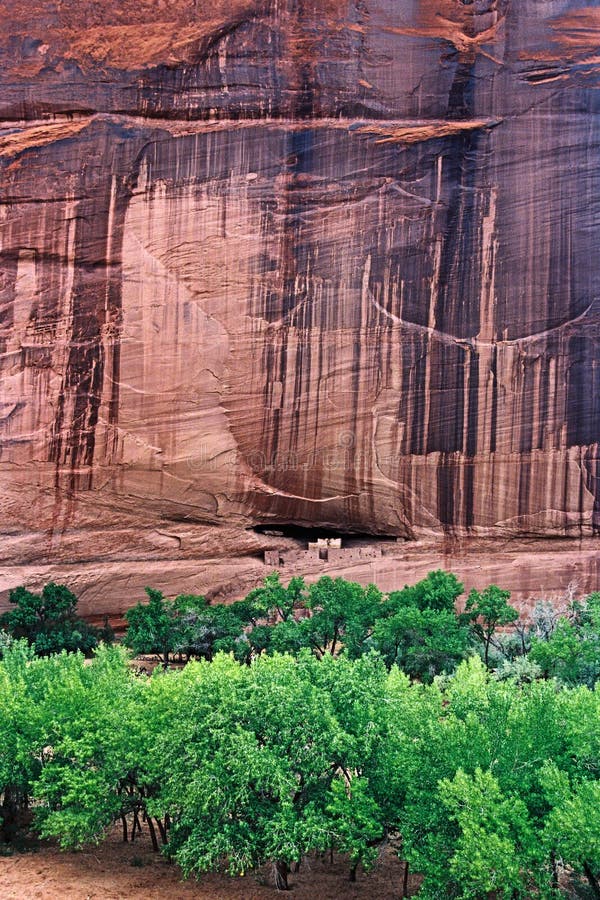 Native American Ruins in Canyon De Chelly Stock Image - Image of ...