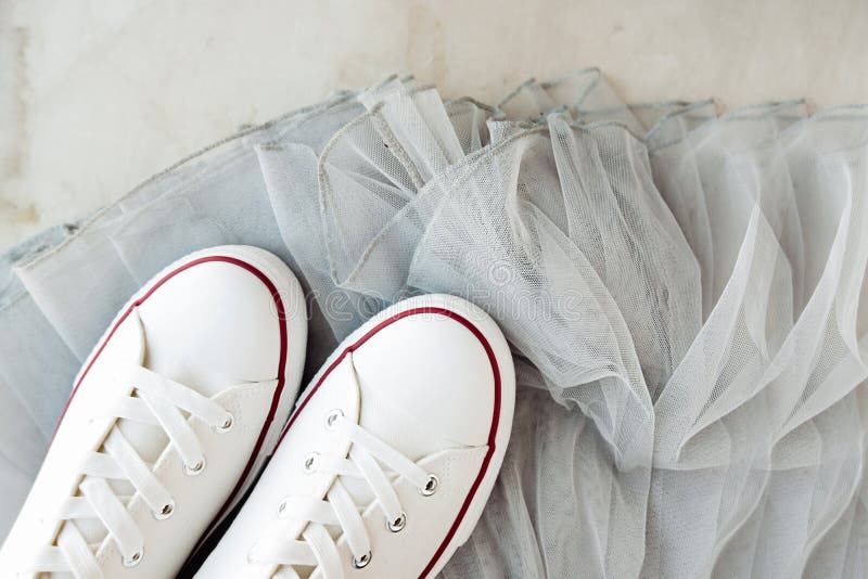 14 Long Prom Dress Sneakers Images, Stock Photos, 3D objects, & Vectors |  Shutterstock