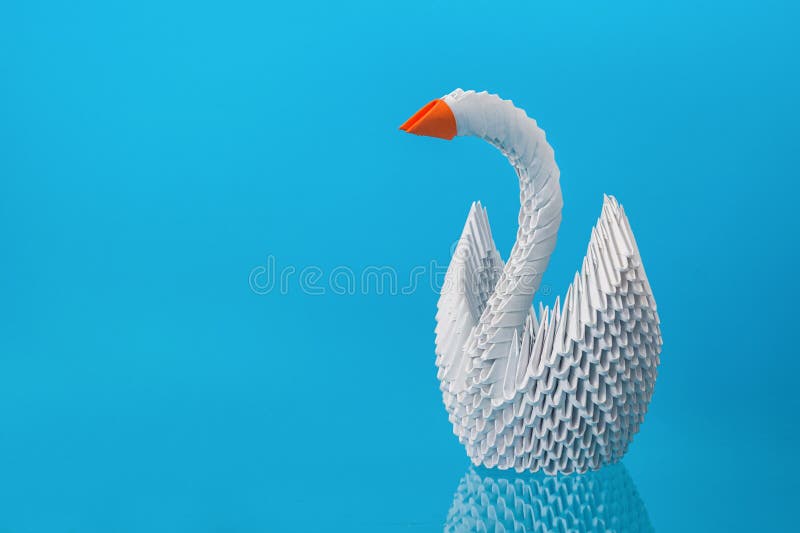 Origami Duck Paper Crafts Background, Paper Duck Picture Background Image  And Wallpaper for Free Download