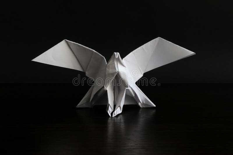 White paper origami eagle stock photo. Image of leisure - 179434342