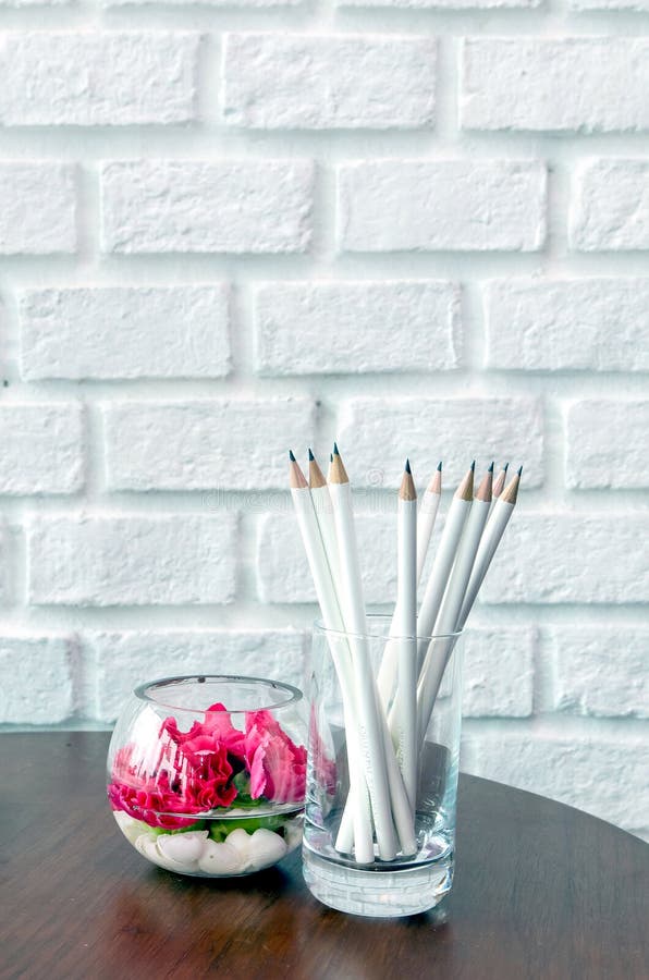 glass pencil white