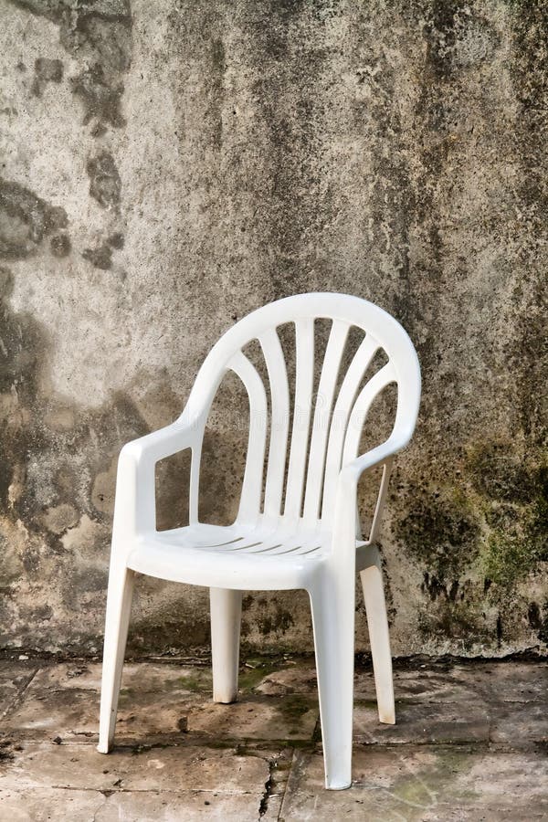 260+ White plastic chair Free Stock Photos StockFreeImages