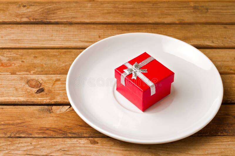 White Plate with Red Gift Box Stock Photo Image of dish, copy 28037408