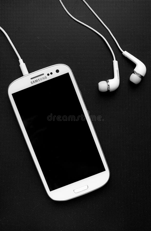White Samsung Galaxy Smartphone Picture. Image 90216029
