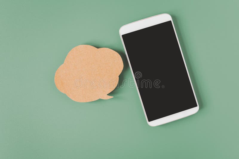 Bạn đang tìm kiếm một chiếc điện thoại màu trắng với màn hình cảm ứng? Nếu câu trả lời là có, hãy đến và khám phá về sản phẩm điện thoại tuyệt vời này - White smartphone with touchscreen sẽ đáp ứng tất cả các yêu cầu của bạn!