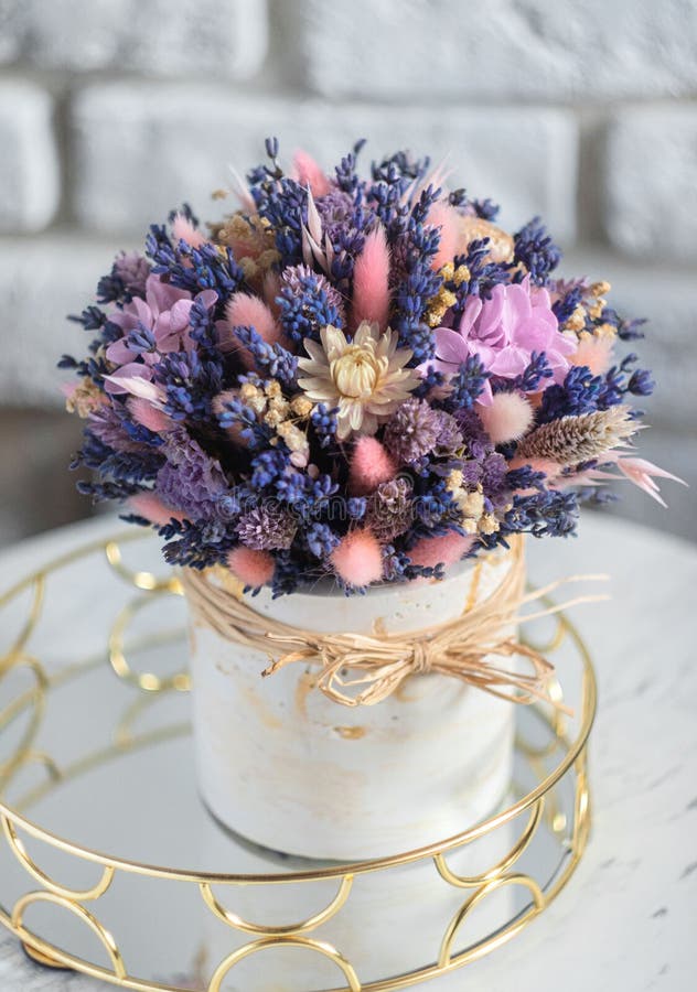 White Vase with Lavander on Mirror and Stoun Wall Background. Colorful  Summer Bouquet of Purple Lavender and Dried Flowers Stock Photo - Image of  decor, board: 265439790