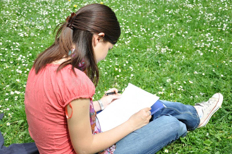 Whiteyoung student learns in a park