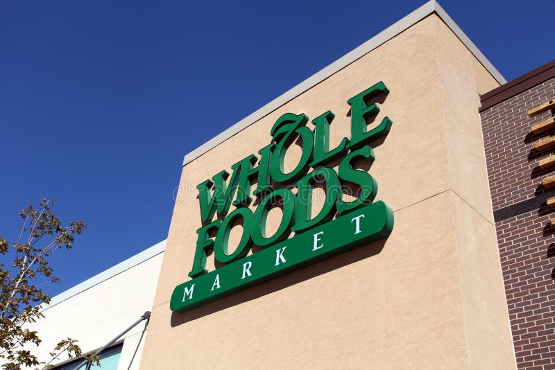 https://thumbs.dreamstime.com/b/whole-foods-market-sign-denver-co-inc-american-supermarket-chain-headquartered-austin-texas-now-world-s-34000407.jpg