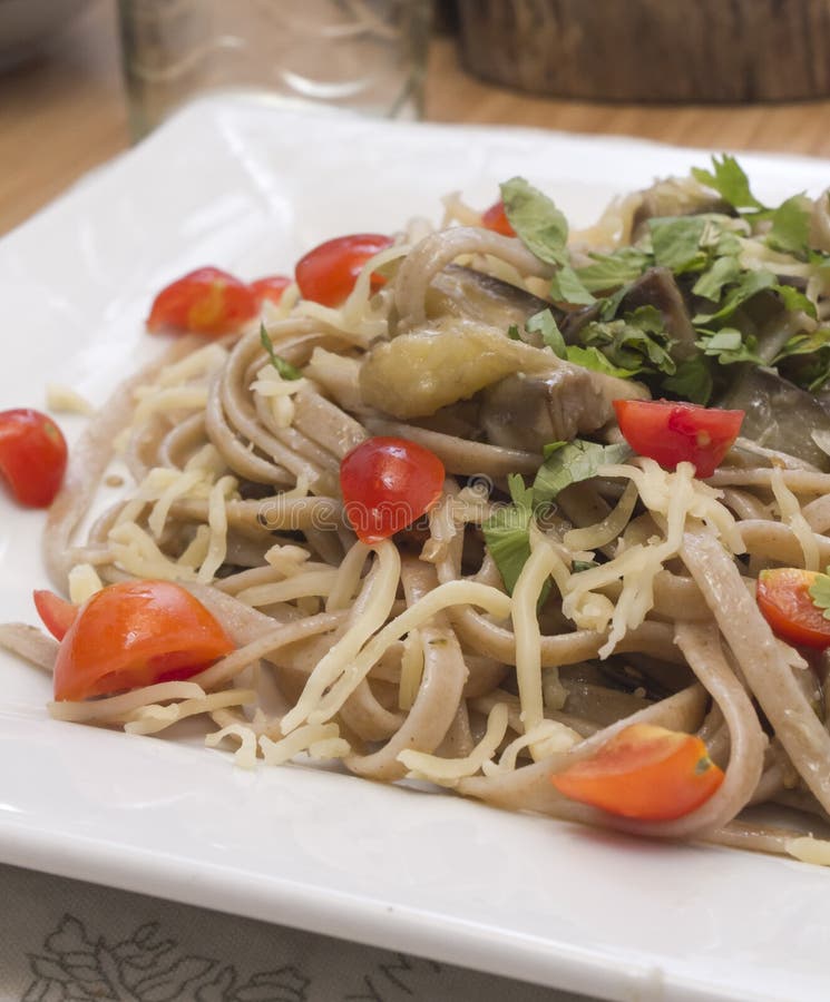 Whole Wheat Spaghetti with Vegetables Stock Photo Image of leaf, nutrition 59126342