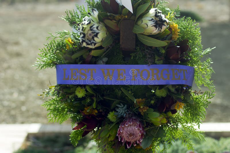 Wianek kłaść przy ANZAC usługą 2018, domokrążca, SA, Australia fotografia stock Wianek kłaść przy ANZAC usługą 2018, domokrążca, SA, Australia fotografia stock