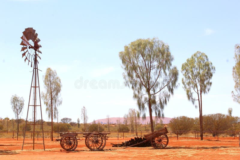 Wiatraczek pompa wodna, pustynny Australia obrazy stock Wiatraczek pompa wodna, pustynny Australia obrazy stock