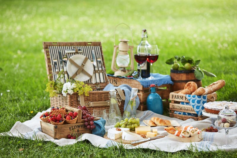 276,829 Picnic Food Photos - Free & Royalty-Free Stock Photos from  Dreamstime