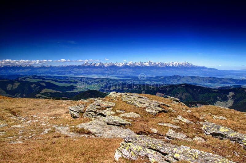 Širokoúhlá panoráma štítov Západných a Vysokých Tatier Slovensko