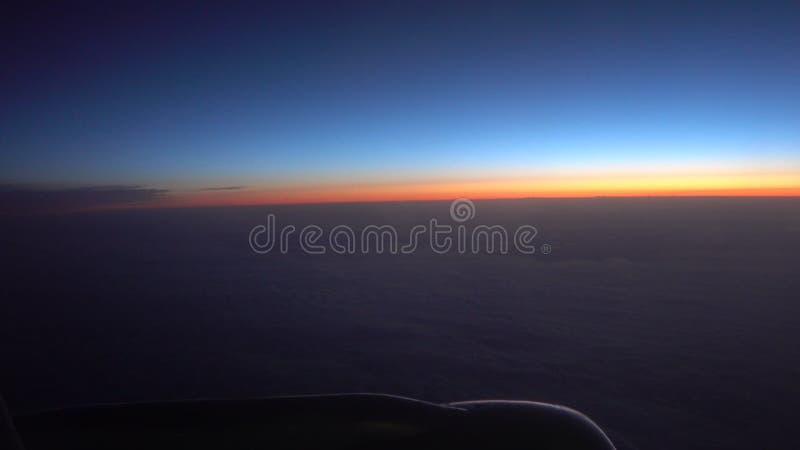 Widok chmury od samolotowego okno