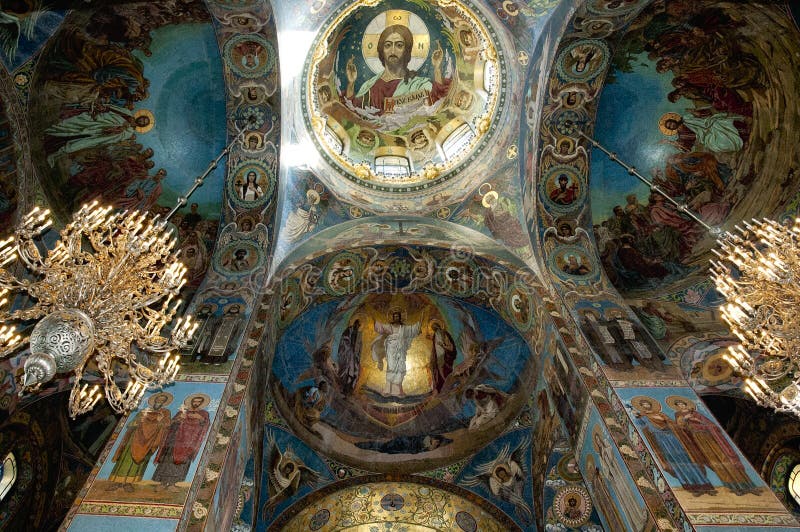 Widok kopuła wśrodku świętych Peter i Paul katedry zdjęcie stock Widok kopuła wśrodku świętych Peter i Paul katedry zdjęcie stock