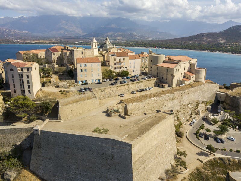 Widok z lotu ptaka Calvi miasto, Corsica, Francja fotografia royalty free