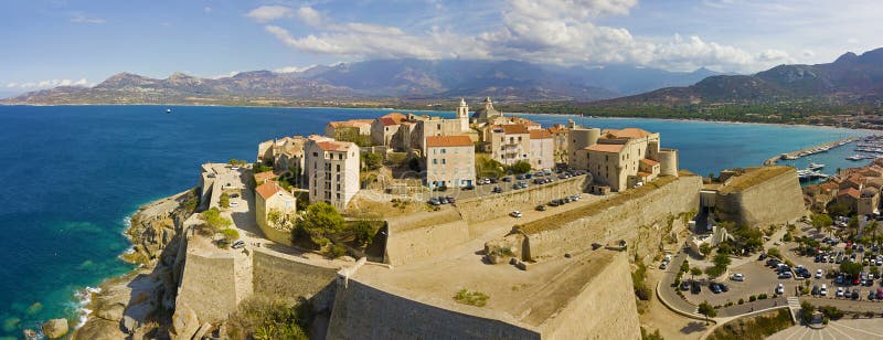 Widok z lotu ptaka Calvi miasto, Corsica, Francja zdjęcie royalty free
