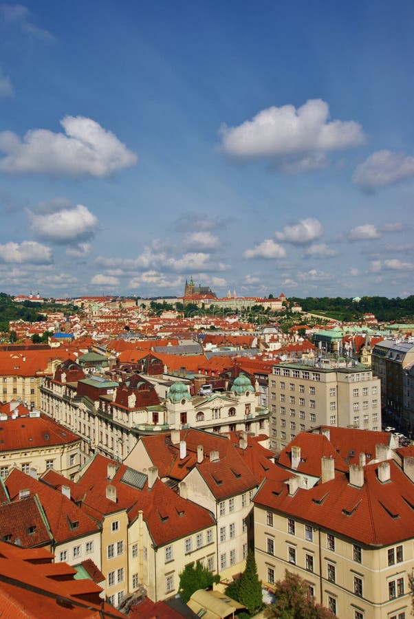 Download Widok Z Lotu Ptaka Stary Praga Obraz Stock - Obraz złożonej z przyciągania, panorama: 57659859