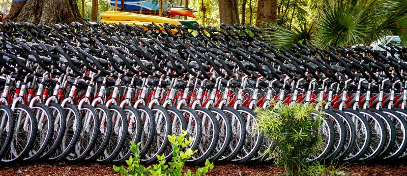 Wiele bicykli/lów wynajem zdjęcie stock Wiele bicykli/lów wynajem zdjęcie stock