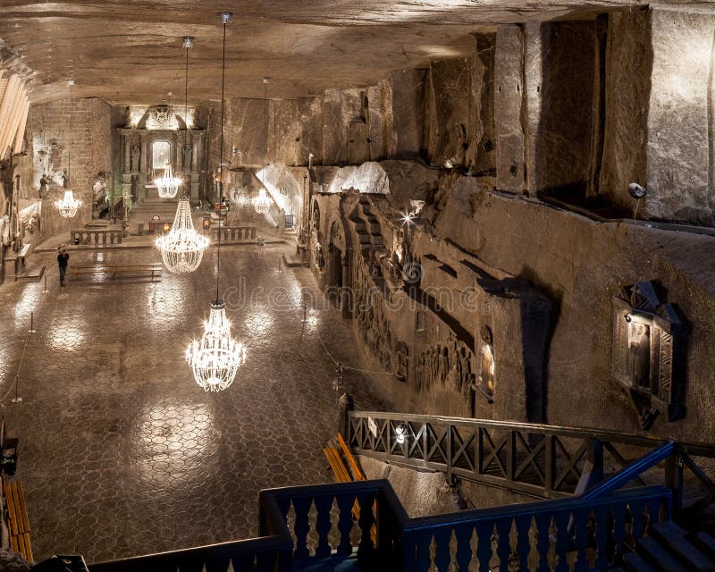 Wieliczka - Πολωνία Μουσείο αλατισμένου ορυχείου Παρεκκλησι του ST Kinga στοκ φωτογραφία με δικαίωμα ελεύθερης χρήσης Wieliczka - Πολωνία Μουσείο αλατισμένου ορυχείου Παρεκκλησι του ST Kinga στοκ φωτογραφία με δικαίωμα ελεύθερης χρήσης