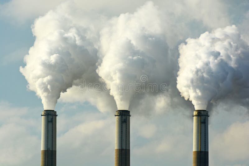Wielokrotności Skamieniałego paliwa elektrowni Węglowi Smokestacks Emitują dwutlenku węgla zanieczyszczenie