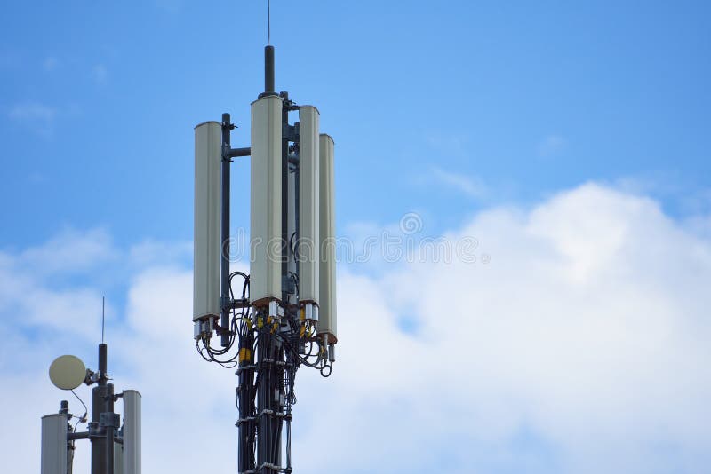 A telecommunication tower and mast with hepta-band antenna including 4G LTE, 3G UMTS, GSM, DCS bands with 5G requiring a module in the station. A telecommunication tower and mast with hepta-band antenna including 4G LTE, 3G UMTS, GSM, DCS bands with 5G requiring a module in the station