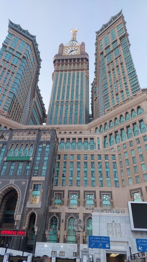 Wieża zegarowa w makkah saudi arabia fotografia stock