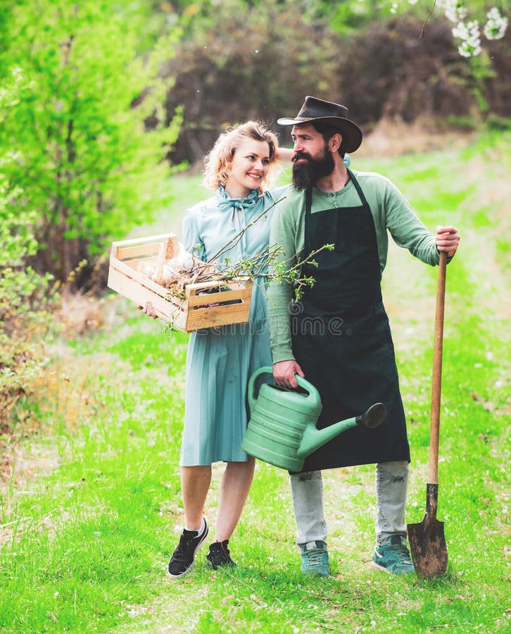 Picked Up A Husband For Farming Wife and Husband Spend Time in the Orchard. a Pair of Farms Carries