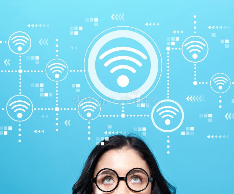 Wifi begrepp med den unga kvinnan royaltyfri foto Wifi begrepp med den unga kvinnan royaltyfri foto
