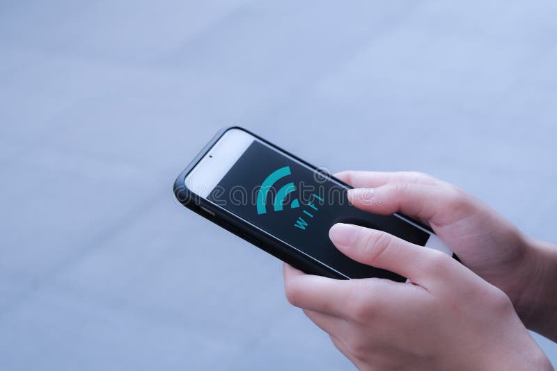 Wifi-Ikone auf Smartphone lizenzfreie stockfotos Wifi-Ikone auf Smartphone lizenzfreie stockfotos