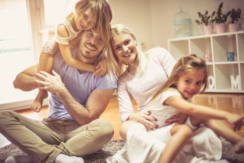 Wij maken altijd tijd voor familie royalty-vrije stock fotografie Wij maken altijd tijd voor familie royalty-vrije stock fotografie
