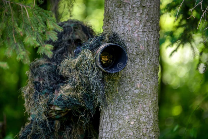 Ghillie suit hi-res stock photography and images - Alamy