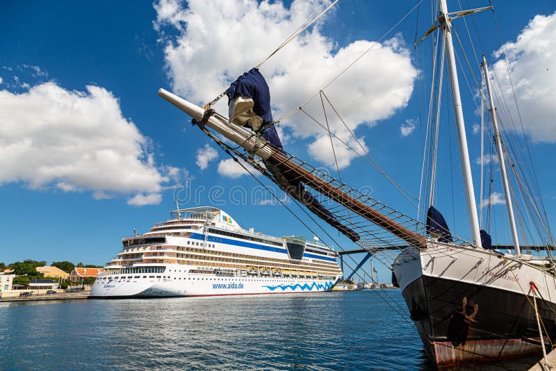 Aida and Sailing Ship