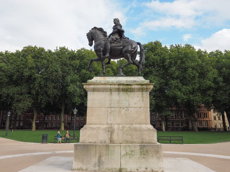 William III Statue in Queen Square in Bristol Editorial Stock Image