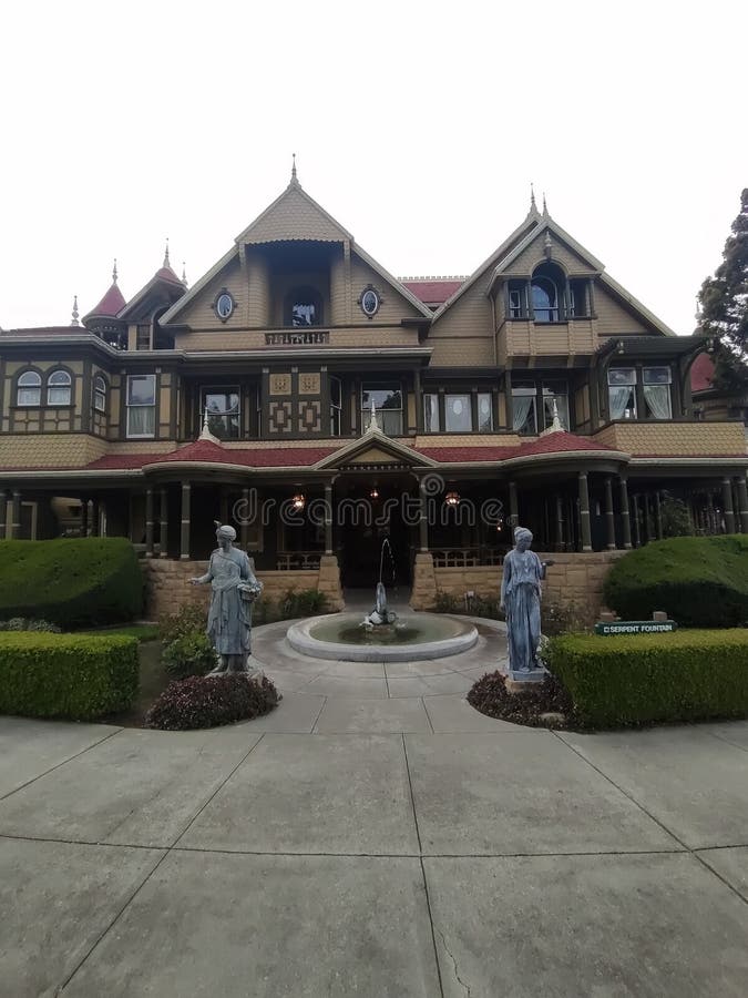 Winchester Mystery House