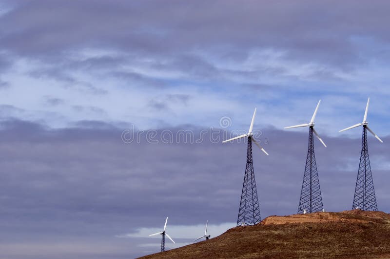 Wind-Tausendstel-Bauernhof 1 lizenzfreie stockfotografie Wind-Tausendstel-Bauernhof 1 lizenzfreie stockfotografie