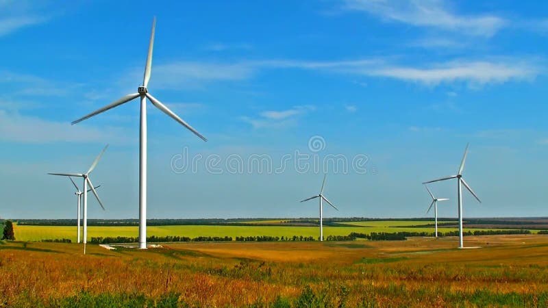Windkraftanlagen auf Feld