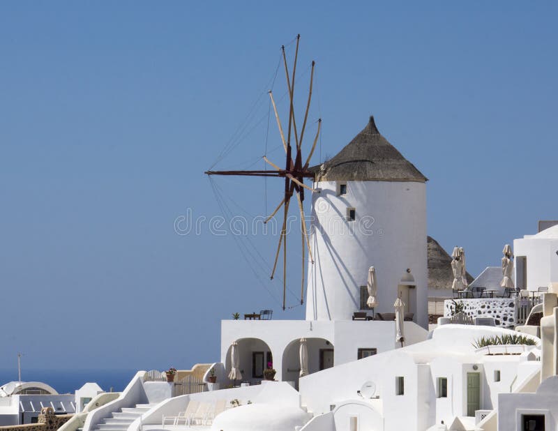 Windmühle von Santorin, Griechenland lizenzfreie stockbilder