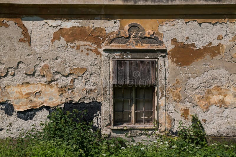 Okno opusteného paláca, Jablonica