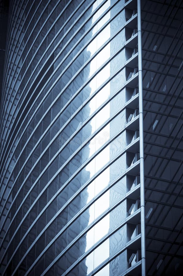 Windows des immeubles de bureaux images stock Windows des immeubles de bureaux images stock